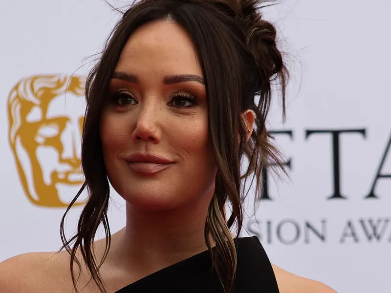 Did Charlotte Crosby have a nose job? Yes, and she defended the choice as her own