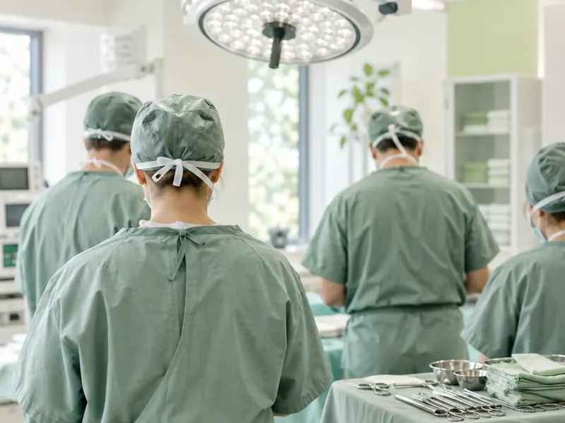 Ce que corrige l’abdominoplastie complète